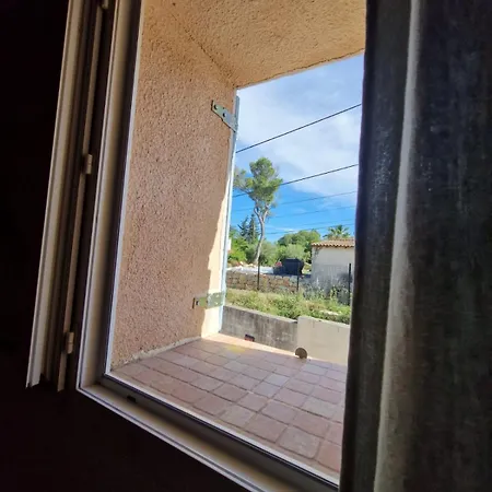 Le Joli Mazet A Entre Bois Et Daire Nîmes