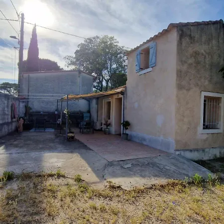 Le Joli Mazet A Entre Bois Et Appartement Nîmes